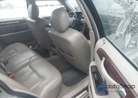 2008 Lincoln Town Car Signature Limited from USA, damaged, VIN 2LNHM82V08X640992